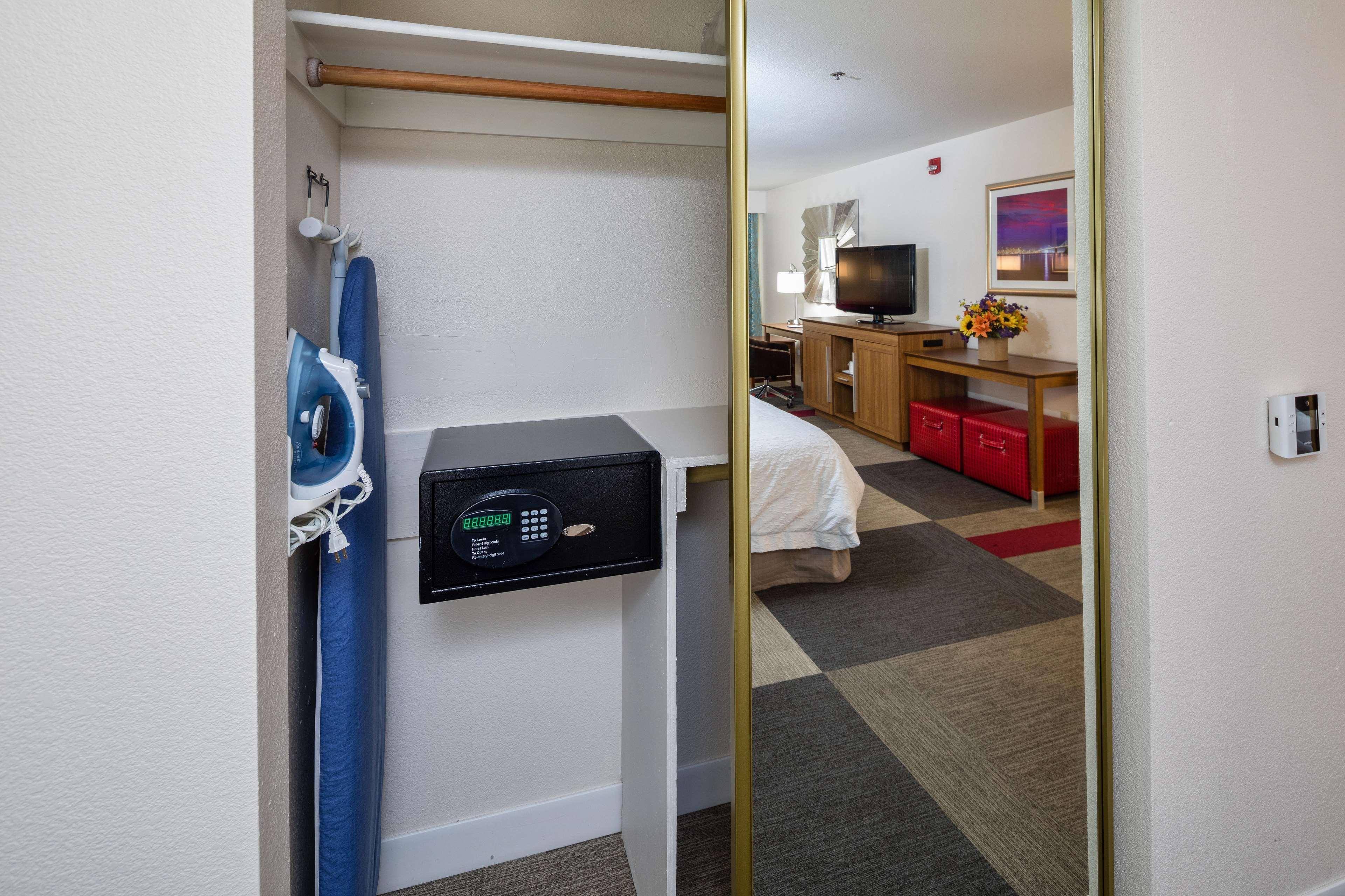 Hampton Inn San Francisco Airport South San Francisco Exterior photo